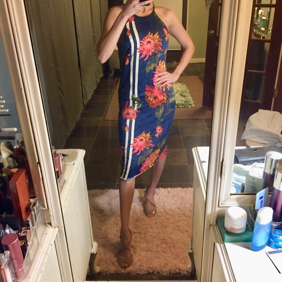 Zara Dresses & Skirts - Zara blue floral and stripes dress